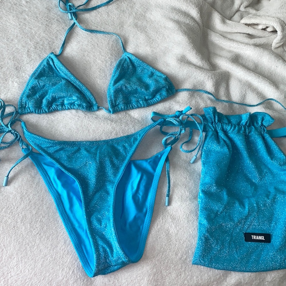 Triangl Bikini Set